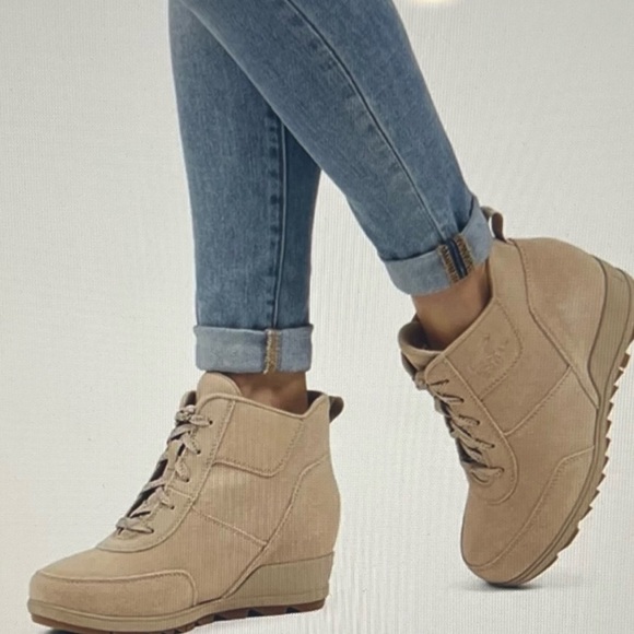Sorel Shoes - Sorel Evie Sport Suede Lace Bootie Sz 9 Style NL3817-251 Tan Comfort